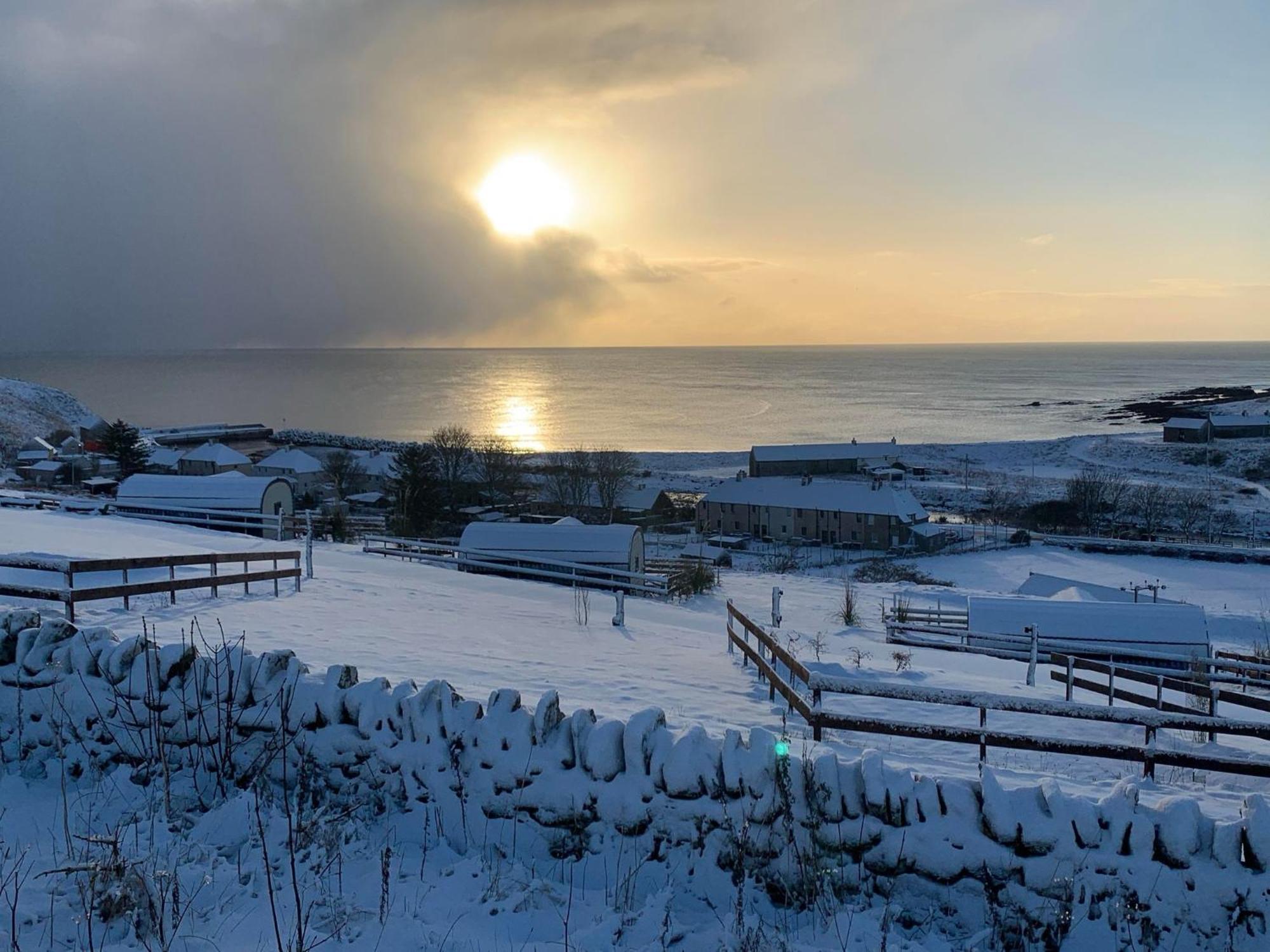 Dunbeath Camhanaich 'Half Light Of Dawn' מראה חיצוני תמונה